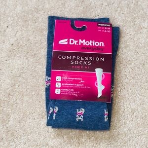 Dr. Motion Knee High Compression Socks